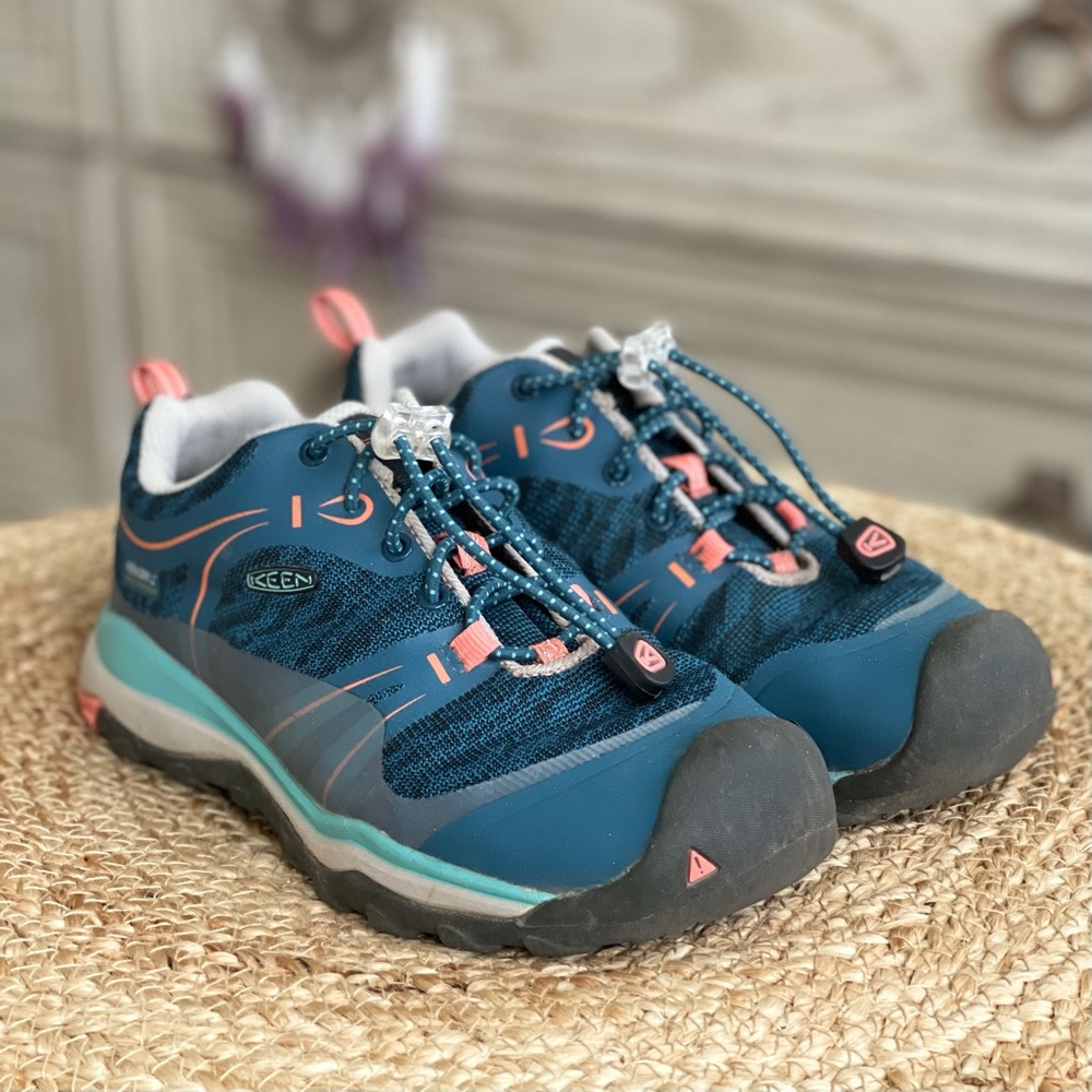 Keen Big Kids Terradora Waterproof Hiking Shoe